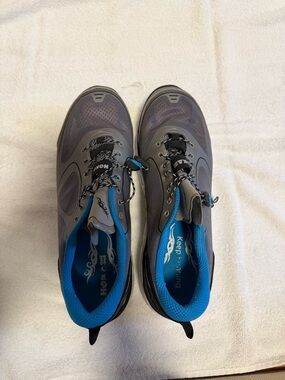 Hoka One One Conquest Gray Running Shoes